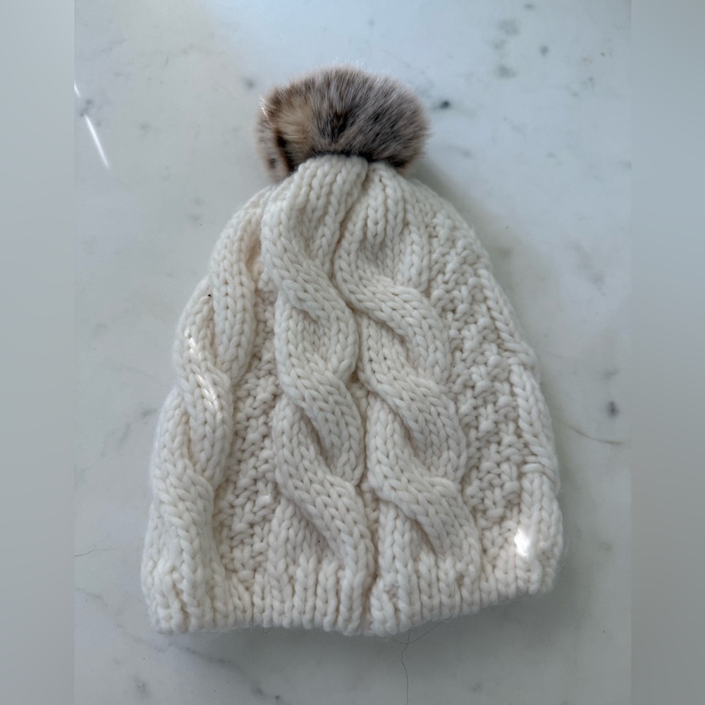Cozy Cream Cable Knit Beanie with Faux Fur Pom
